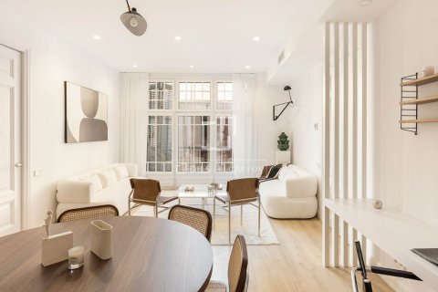 3 chambres apartment à vendre à Barcelona, Catalonia, Spain № 4230 - photo 3