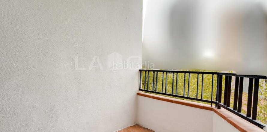 Apartamento de 3 dormitorios en venta en Sant Martí, Barcelona, Cataluña, Spain № 2090