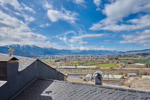 3 bedrooms apartment for rent in Girona, Catalonia, Spain № 6122