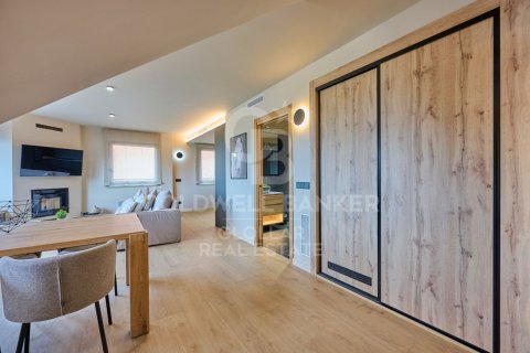 3 bedrooms apartment for rent in Girona, Catalonia, Spain № 6122 - photo 5