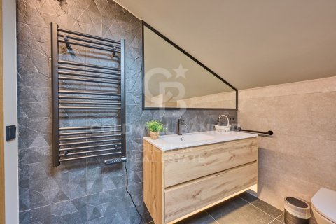 3 bedrooms apartment for rent in Girona, Catalonia, Spain № 6122 - photo 21