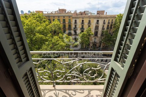 3 bedrooms apartment for rent in Barcelona, Catalonia, Spain № 6124 - photo 14
