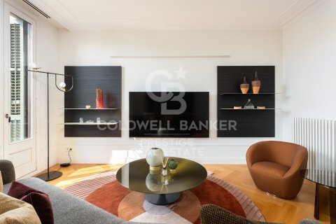 3 bedrooms apartment for rent in Barcelona, Catalonia, Spain № 6124 - photo 3