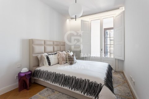 3 bedrooms apartment for rent in Barcelona, Catalonia, Spain № 6124 - photo 16