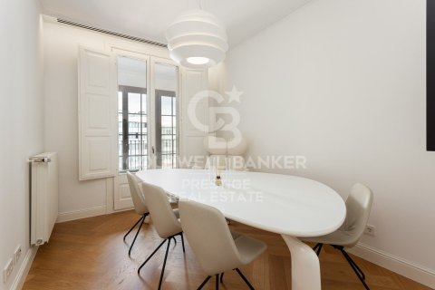 3 bedrooms apartment for rent in Barcelona, Catalonia, Spain № 6124 - photo 23