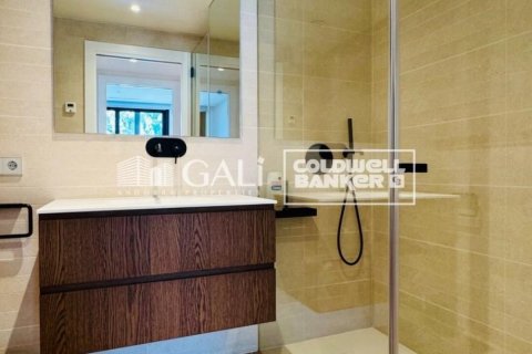 3 chambres apartment à louer à Principado De Andorra (Ninguna Poblacion Tiene C.P.), Lleida, Catalonia, Spain № 6120 - photo 11