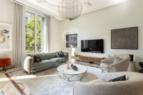 3 bedrooms apartment for rent in Barcelona, Catalonia, Spain № 6123 - photo 10