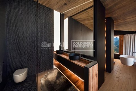 4 bedrooms house for sale in Principado De Andorra (Ninguna Poblacion Tiene C.P.), Lleida, Catalonia, Spain № 5485 - photo 10