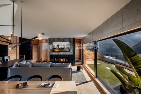 4 bedrooms house for sale in Principado De Andorra (Ninguna Poblacion Tiene C.P.), Lleida, Catalonia, Spain № 5485 - photo 12