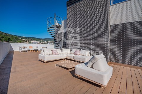 3 bedrooms penthouse for sale in Montgat, Barcelona, Catalonia, Spain № 5486 - photo 22