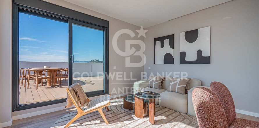 3 bedrooms penthouse for sale in Montgat, Barcelona, Catalonia, Spain № 5486