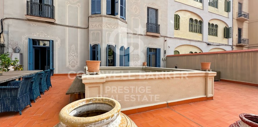 Квартира с 3 спальнями в Барселоне, Каталония, Испания № 5489