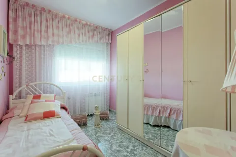 Сasa de 4 dormitorios en venta en Llica D'amunt, Barcelona, Cataluña, Spain № 6947 - foto 21
