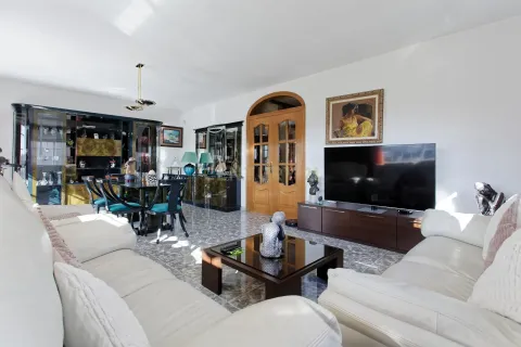 Сasa de 4 dormitorios en venta en Llica D'amunt, Barcelona, Cataluña, Spain № 6947 - foto 9