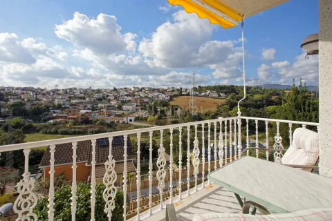 Сasa de 4 dormitorios en venta en Llica D'amunt, Barcelona, Cataluña, Spain № 6947 - foto 15
