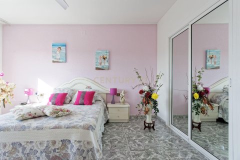 Сasa de 4 dormitorios en venta en Llica D'amunt, Barcelona, Cataluña, Spain № 6947 - foto 24