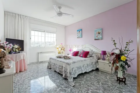 Сasa de 4 dormitorios en venta en Llica D'amunt, Barcelona, Cataluña, Spain № 6947 - foto 22