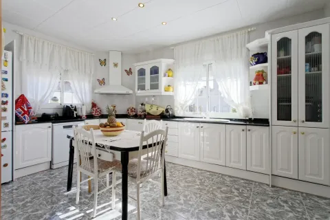 Сasa de 4 dormitorios en venta en Llica D'amunt, Barcelona, Cataluña, Spain № 6947 - foto 18