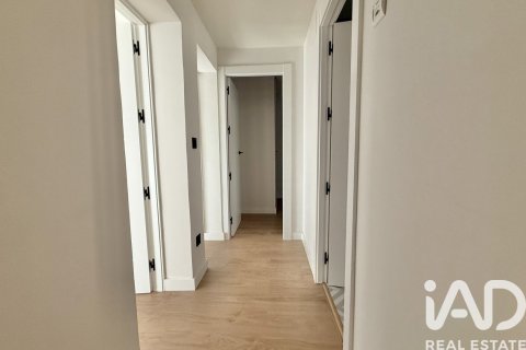 3 bedrooms apartment for rent in Mataro, Barcelona, Catalonia, Spain № 4630 - photo 13