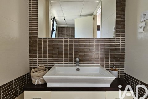 4 bedrooms house for rent in Sant Pere de Ribes, Barcelona, Catalonia, Spain № 4626 - photo 25