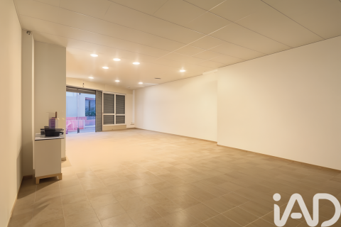 1 chambre commercial property à louer à Sant Pol de Mar, Barcelona, Catalonia, Spain № 4629 - photo 3