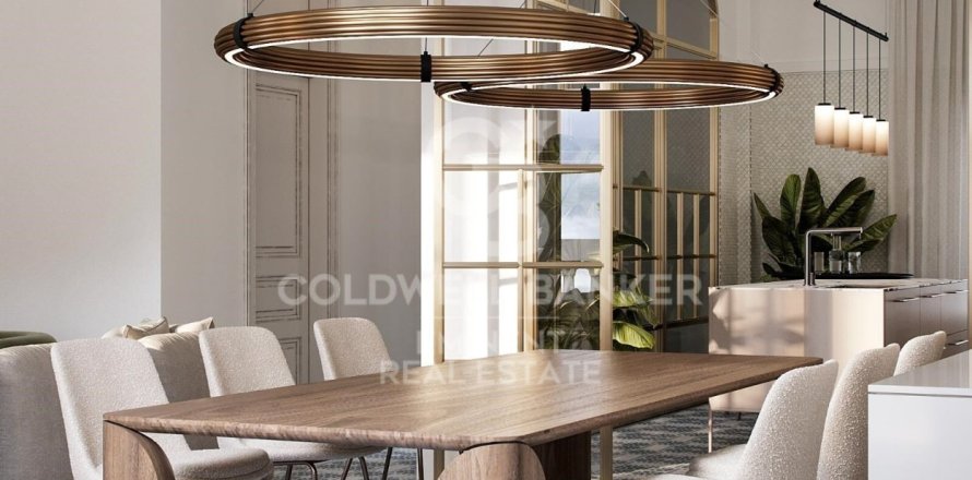 Квартира с 4 спальнями в Барселоне, Каталония, Испания № 5687