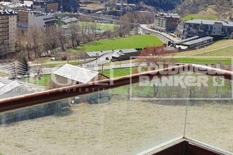 2 bedrooms apartment for sale in Principado De Andorra (Ninguna Poblacion Tiene C.P.), Lleida, Catalonia, Spain № 5690 - photo 17