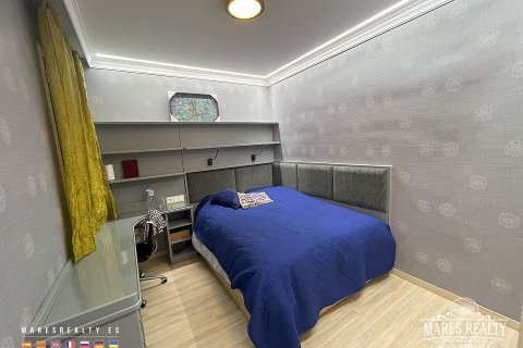 Apartamento de 3 dormitorios en venta en Barcelona, Cataluña, Spain № 1032 - foto 6
