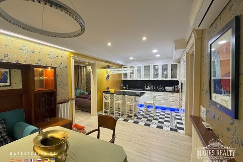 Apartamento de 3 dormitorios en venta en Barcelona, Cataluña, Spain № 1032 - foto 3