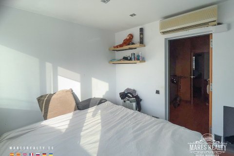 Купить квартиру в Барселона, Испания с 3 спальни, 108м², № 1038 - фото 14