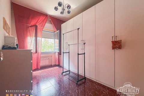 Apartamento de 4 dormitorios en venta en Barcelona, Cataluña, Spain № 1037 - foto 11