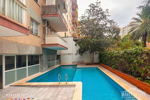 Квартира с 4 спальнями в Барселоне, Каталония, Испания № 1037