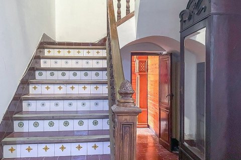 Купить виллу в Матаро, Испания с 9 спален, 1012м², № 1034 - фото 19