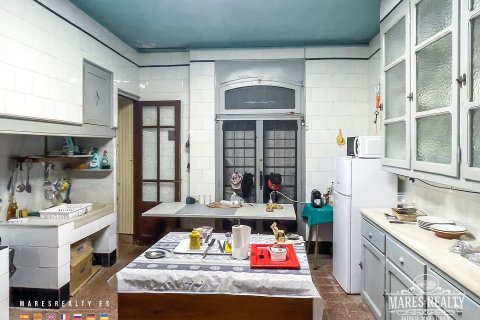 Купить виллу в Матаро, Испания с 9 спален, 1012м², № 1034 - фото 5