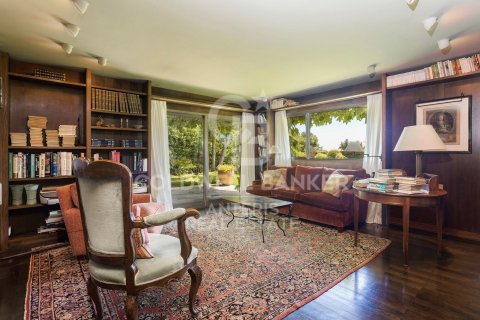 5 bedrooms villa for sale in Barcelona, Catalonia, Spain № 5902 - photo 25