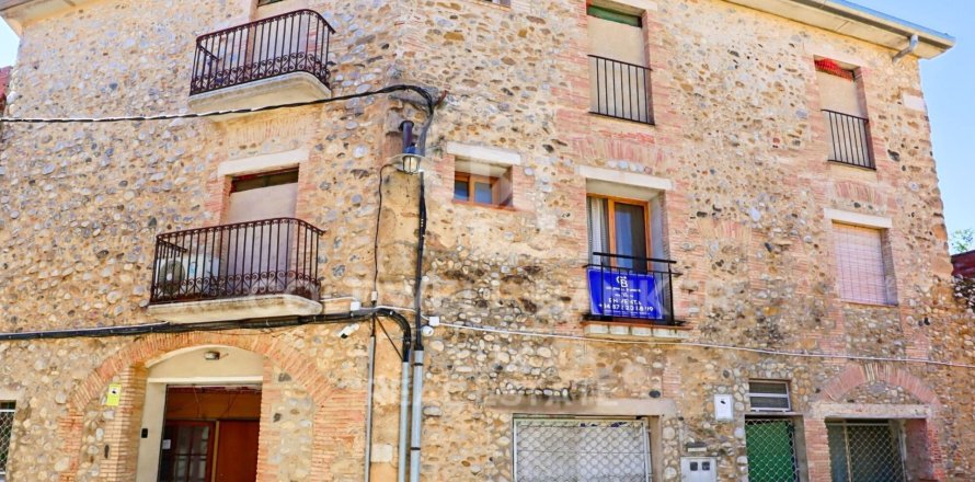 6 bedrooms house for sale in Pontos, Girona, Catalonia, Spain № 5901