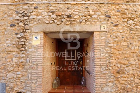 6 bedrooms house for sale in Pontos, Girona, Catalonia, Spain № 5901 - photo 6