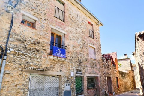 6 bedrooms house for sale in Pontos, Girona, Catalonia, Spain № 5901 - photo 5