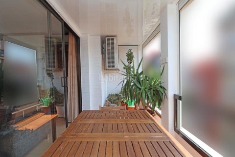 Квартира с 4 спальнями в Л'Оспиталет-де-Льобрегате, Барселона, Каталония, Испания № 2151