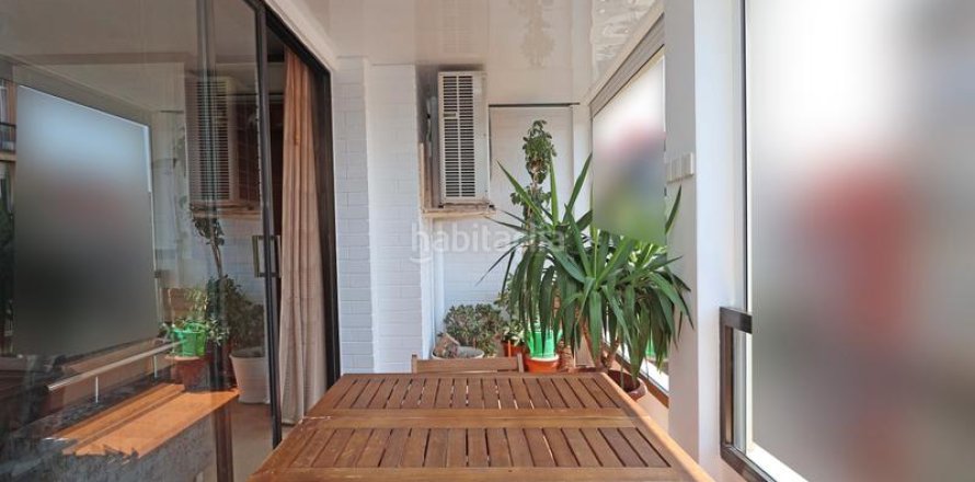 Квартира с 4 спальнями в Л'Оспиталет-де-Льобрегате, Барселона, Каталония, Испания № 2151