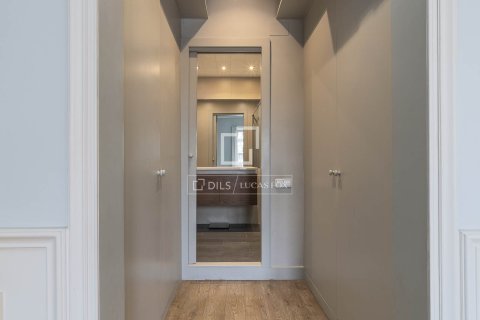 2 chambres apartment à vendre à Barcelona, Catalonia, Spain № 3952 - photo 26