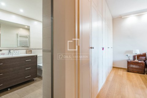 4 chambres apartment à vendre à Barcelona, Catalonia, Spain № 3953 - photo 24