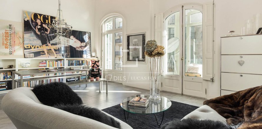 2 bedrooms apartment for sale in Barcelona, Catalonia, Spain № 3954