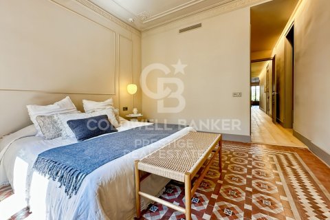 Купить квартиру в Барселона, Испания с 2 спальни, 109м², № 7725 - фото 16