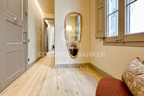 Купить квартиру в Барселона, Испания с 2 спальни, 109м², № 7725 - фото 2