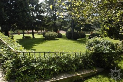 Купить замки и поместья в Матаро, Испания с 9 спален, 2000м², № 843 - фото 3