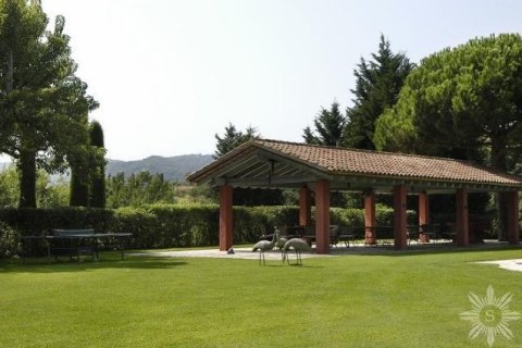 Купить замки и поместья в Матаро, Испания с 9 спален, 2000м², № 843 - фото 14