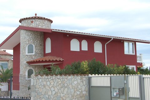 Купить виллу в Эмпуриабрава, Испания с 4 спальни, 350м², № 845 - фото 5