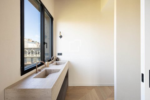 4 chambres penthouse à vendre à Barcelona, Catalonia, Spain № 3920 - photo 30