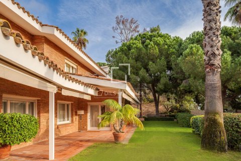 6 chambres villa à vendre à Premia De Dalt, Barcelona, Catalonia, Spain № 3915 - photo 26